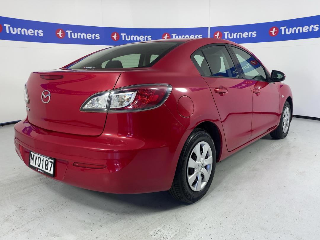 Photo '7' of Mazda Axela