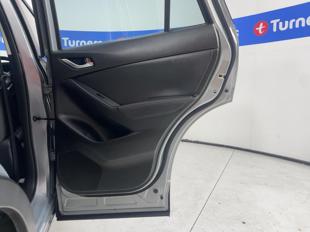 Photo '19' of Mazda CX-5