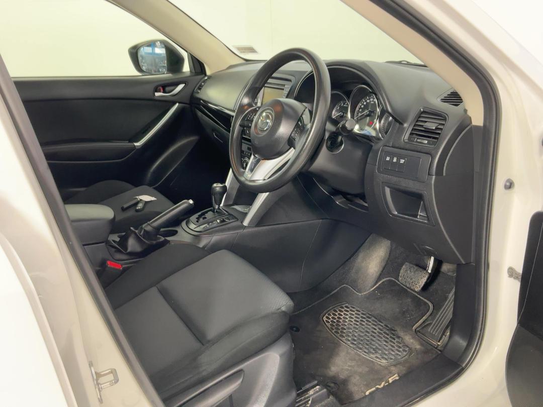 Photo '16' of Mazda CX-5