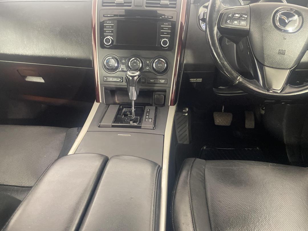 Photo '18' of Mazda CX-9