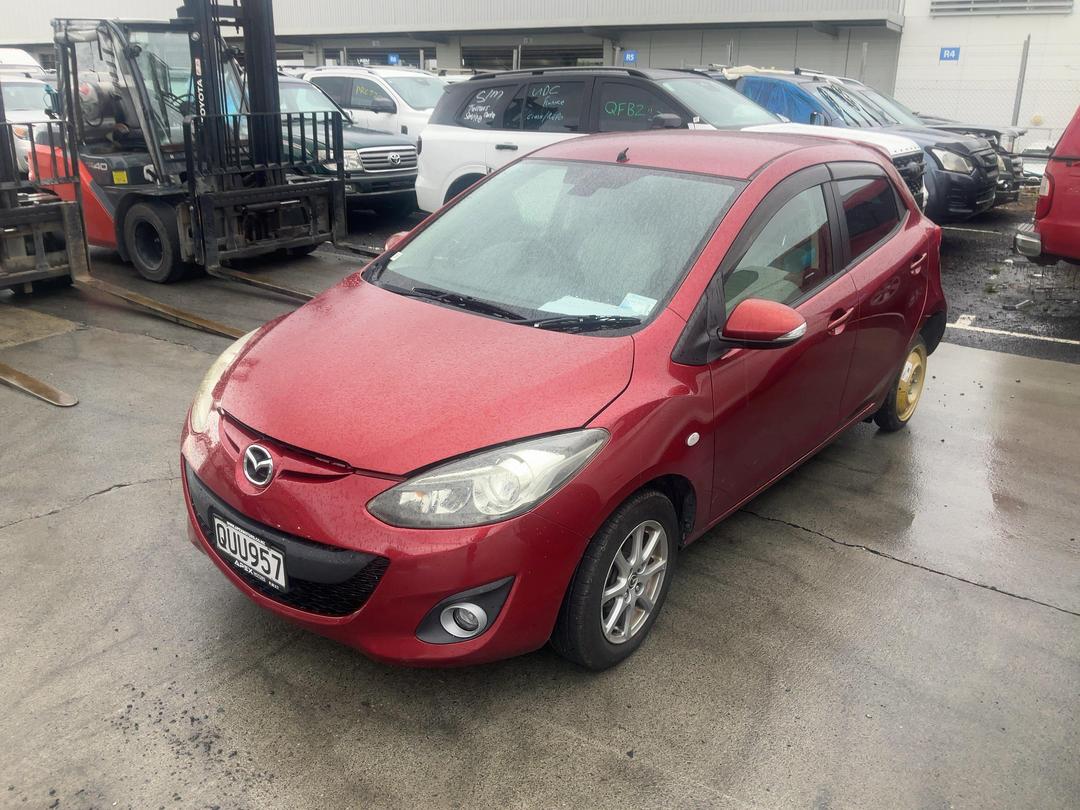 Photo '2' of Mazda Demio