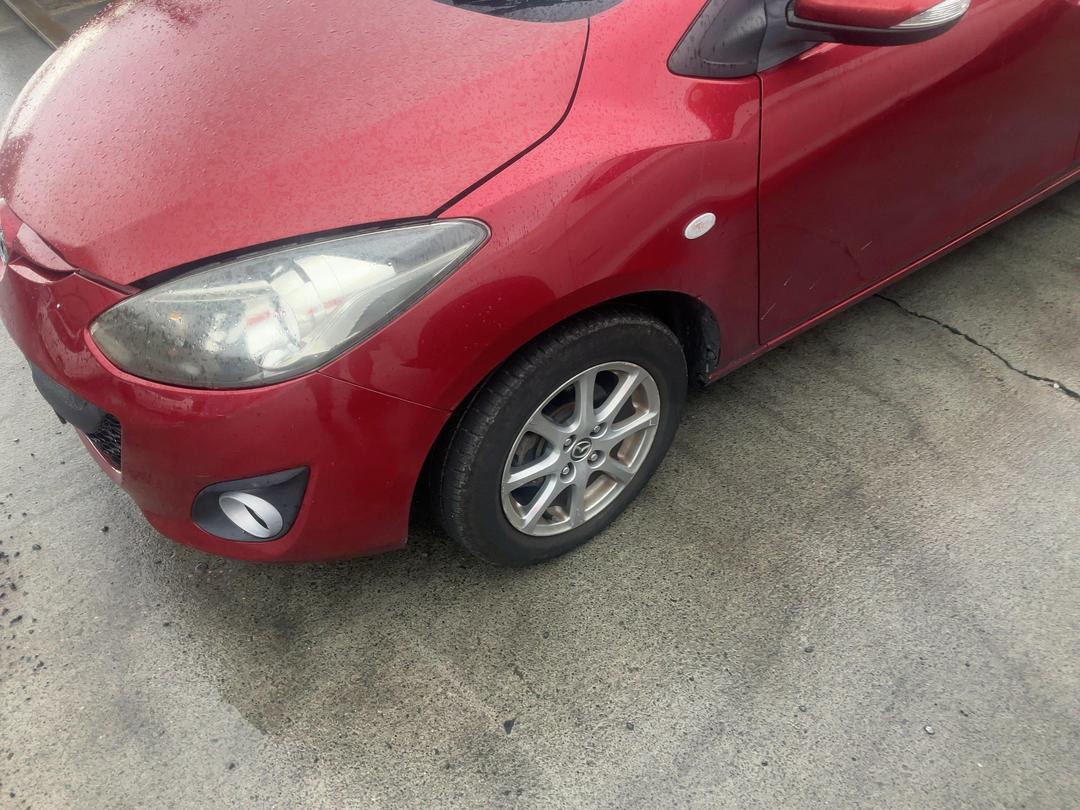 Photo '9' of Mazda Demio