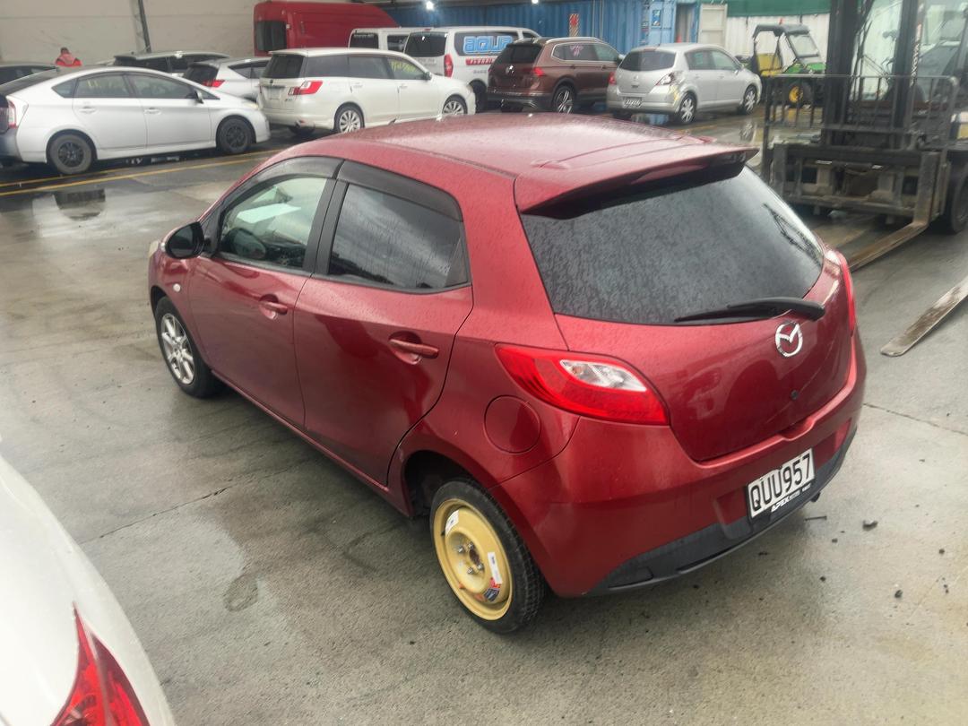 Photo '3' of Mazda Demio