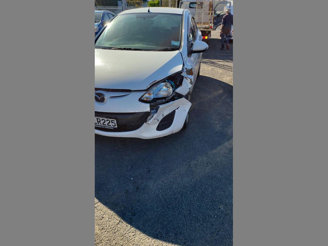 Photo '18' of Mazda Demio Photo '18' of Mazda Demio