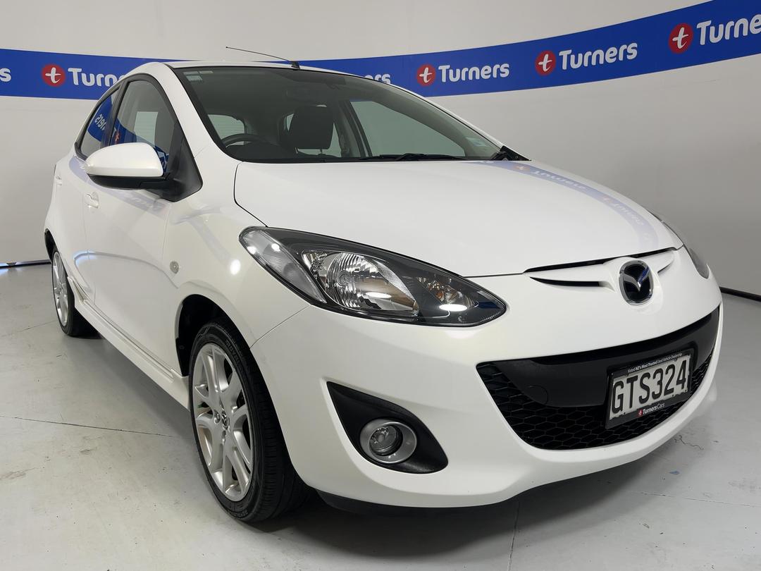 Photo '1' of Mazda Mazda2