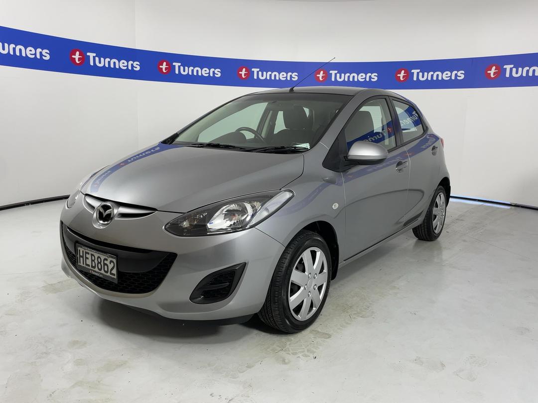 Photo '4' of Mazda Mazda2