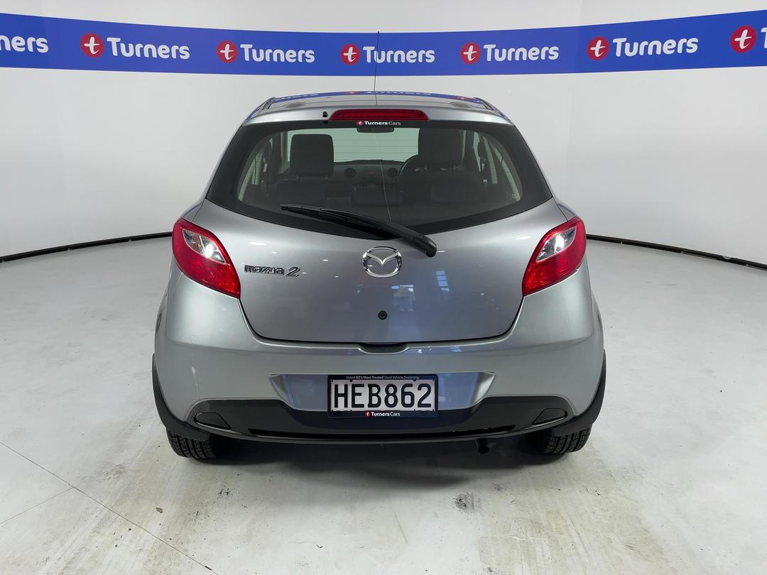 Photo '6' of Mazda Mazda2