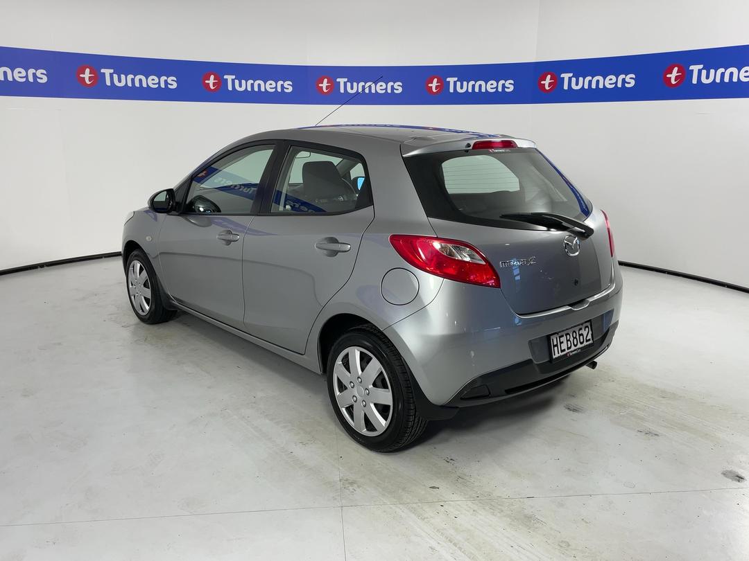 Photo '5' of Mazda Mazda2