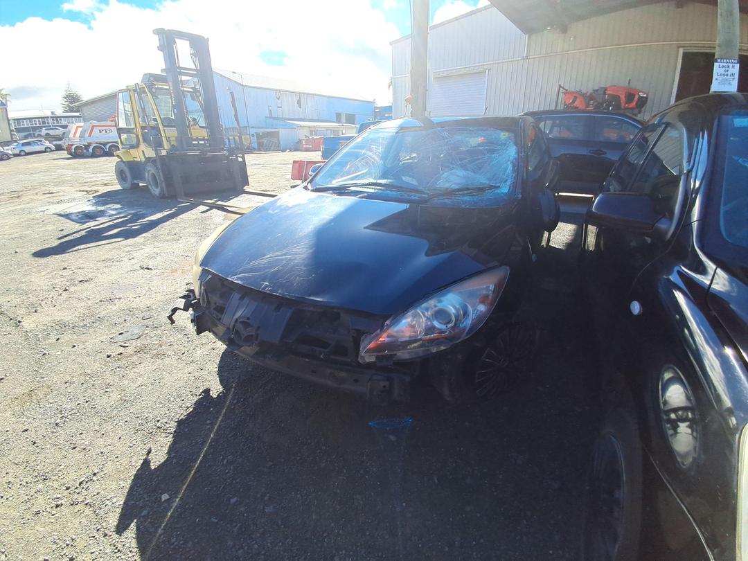 Photo '3' of Mazda Mazda3 GLX