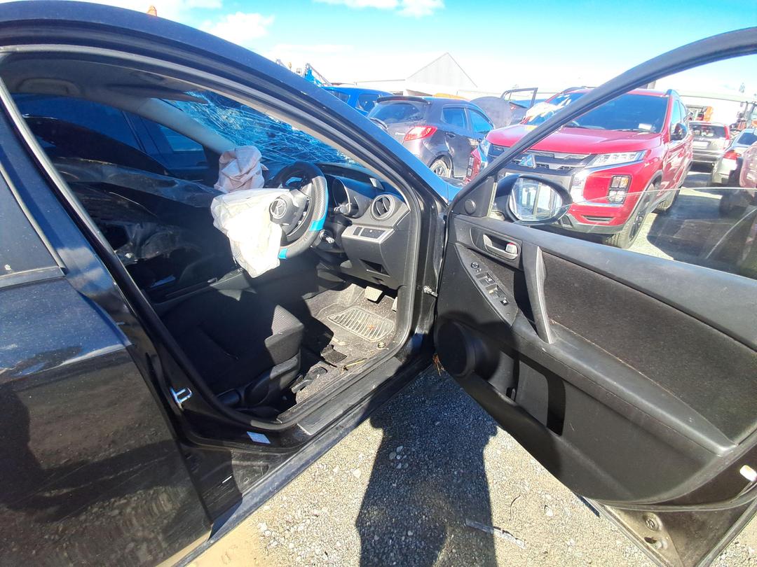 Photo '10' of Mazda Mazda3 GLX