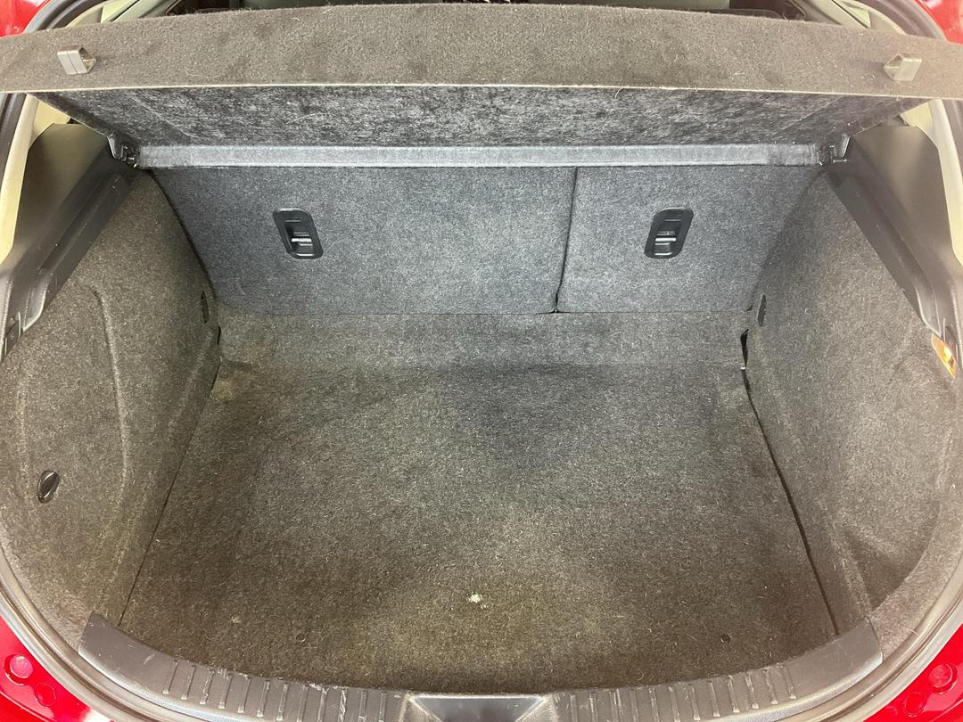 Photo '14' of Mazda Mazda3