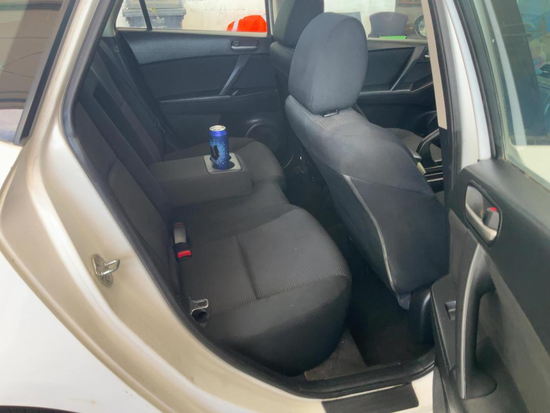 Photo '23' of Mazda Mazda3 GLX