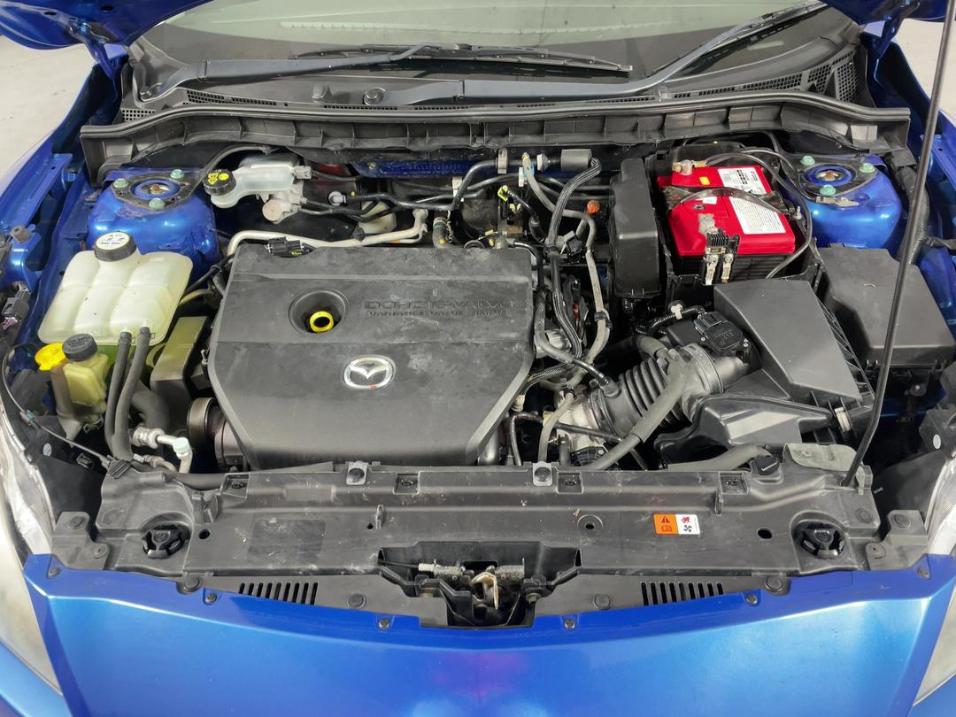 Photo '13' of Mazda Mazda3
