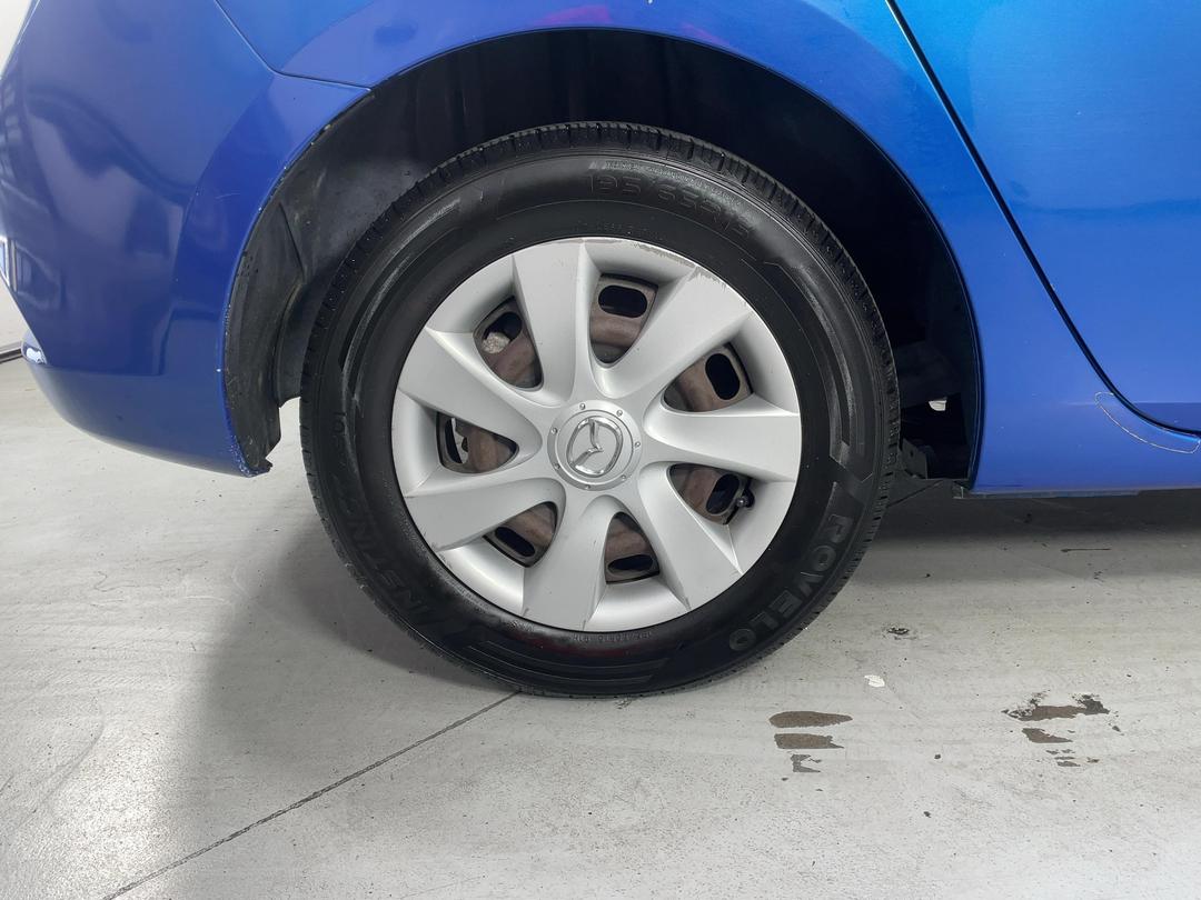 Photo '12' of Mazda Mazda3
