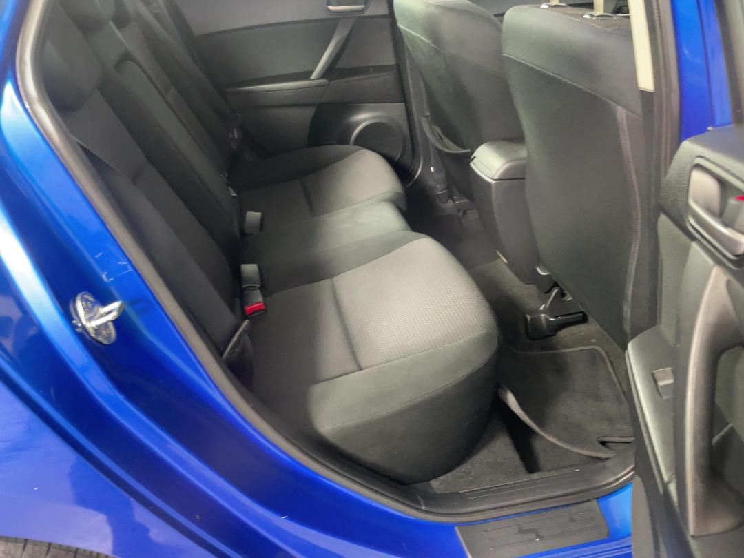 Photo '20' of Mazda Mazda3