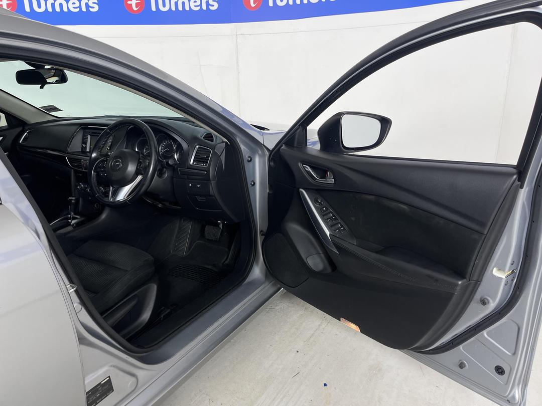 Photo '15' of Mazda Mazda6