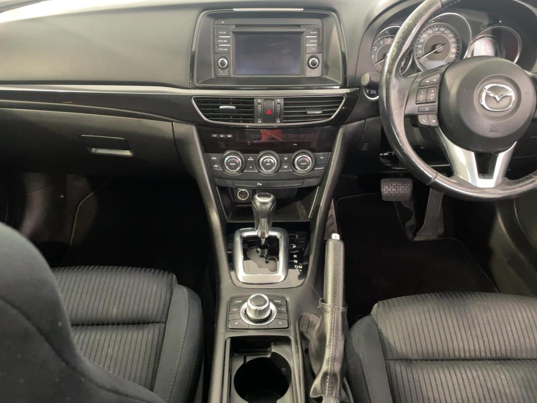 Photo '18' of Mazda Mazda6