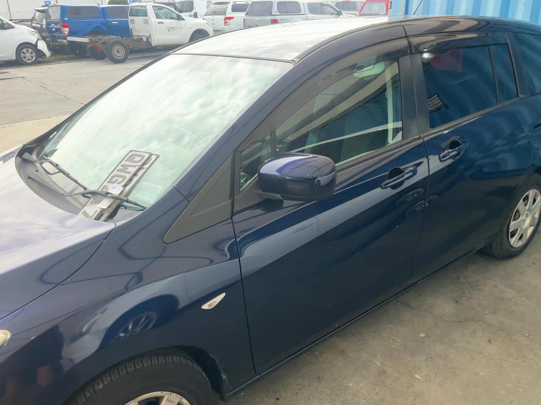 Photo '8' of Mazda Premacy