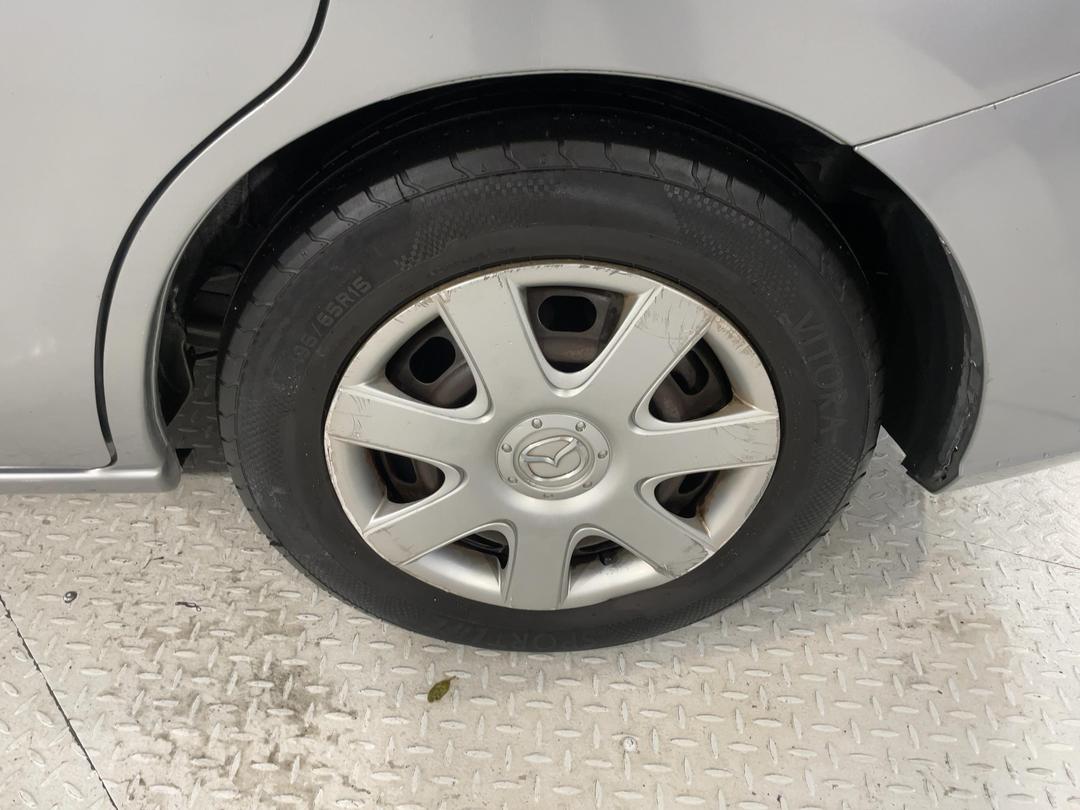 Photo '11' of Mazda Premacy
