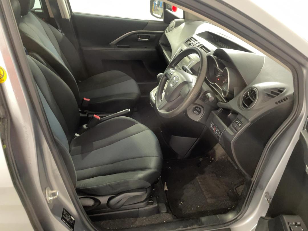 Photo '16' of Mazda Premacy