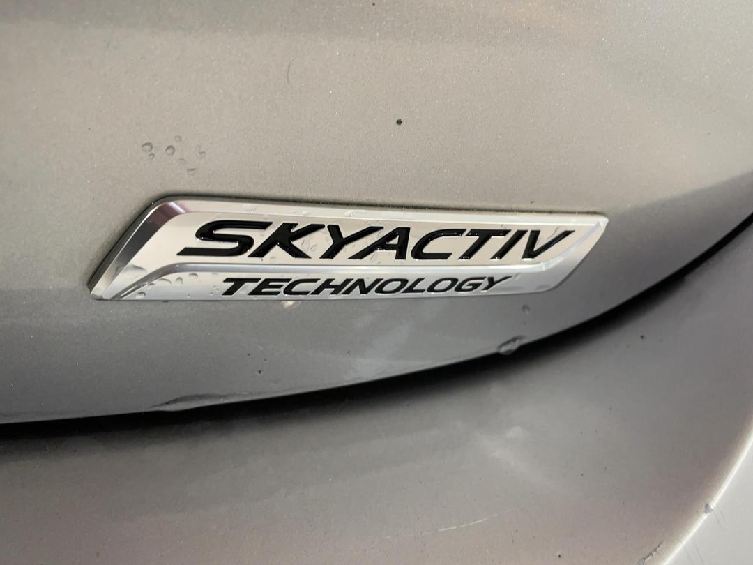 Photo '35' of Mazda Premacy