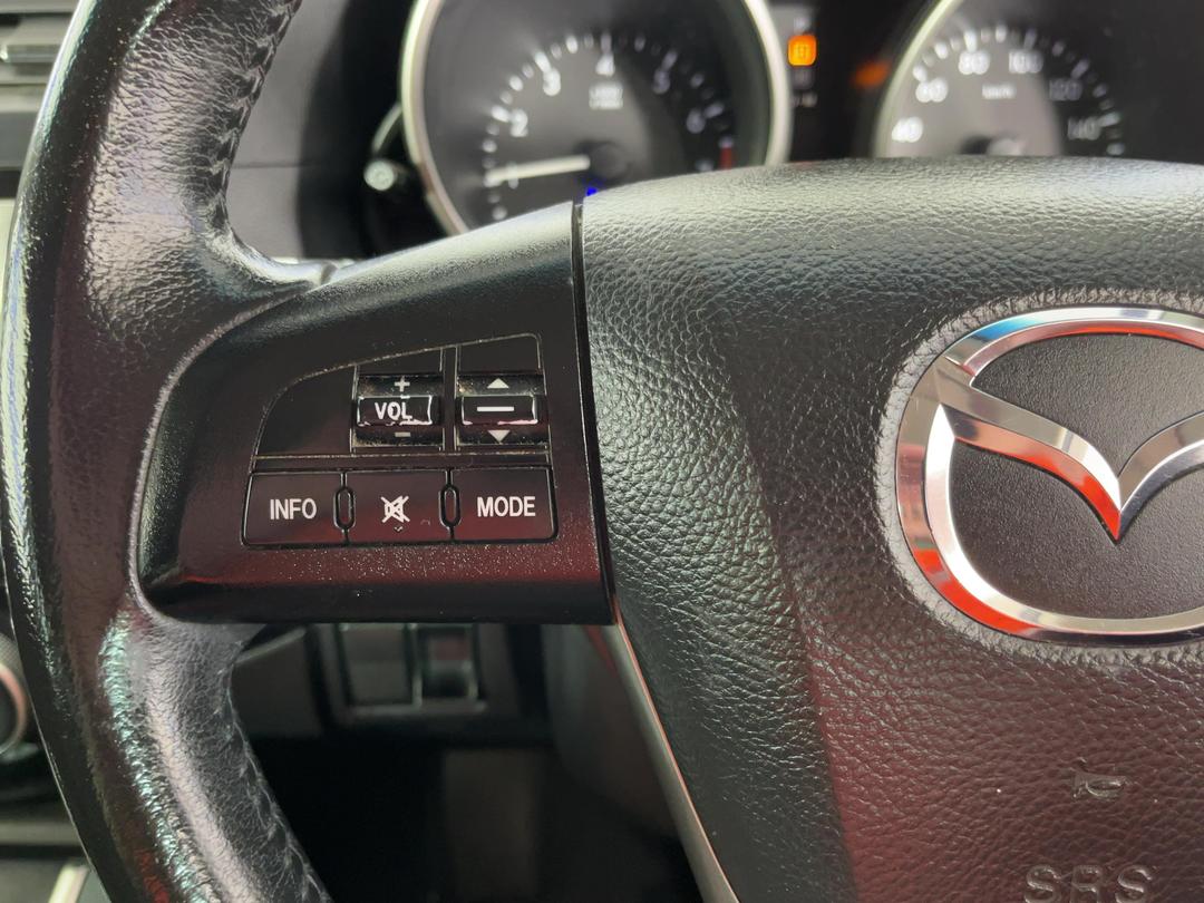 Photo '23' of Mazda Premacy
