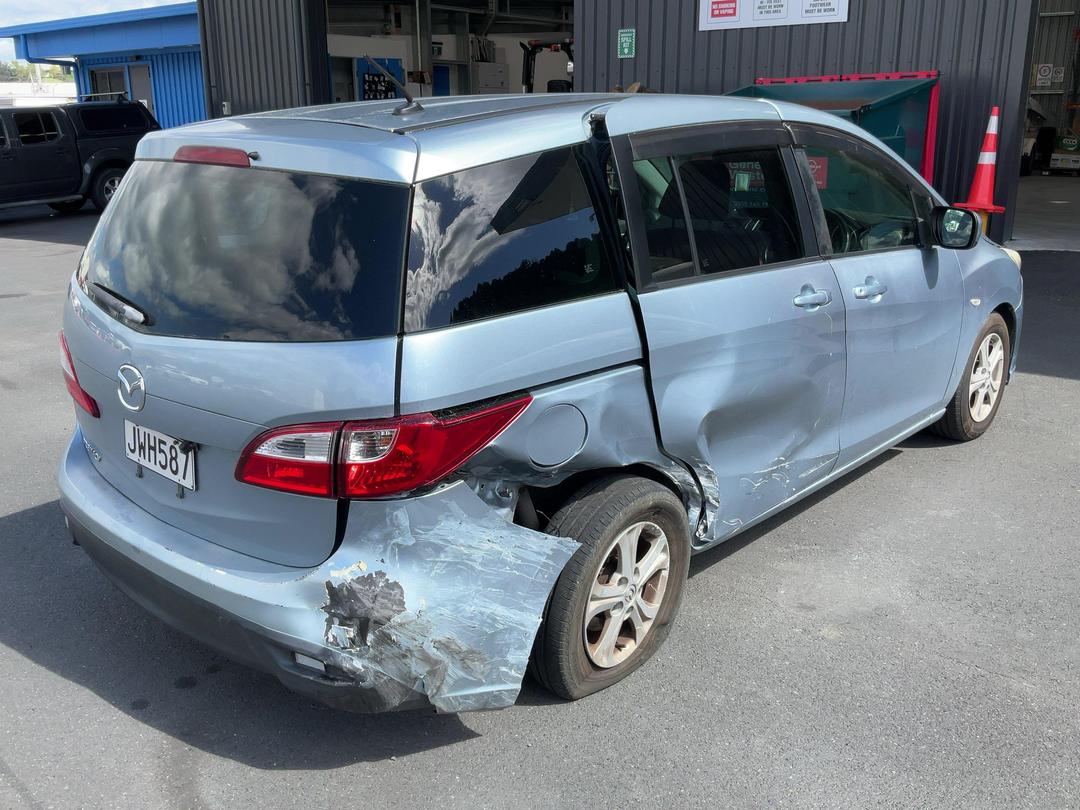 Photo '8' of Mazda Premacy