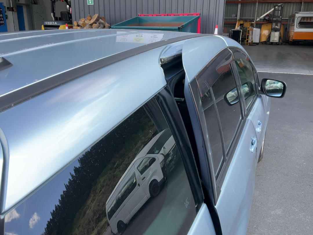 Photo '16' of Mazda Premacy
