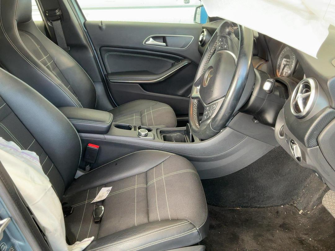 Photo '18' of Mercedes-Benz A-Class A180 Photo '18' of Mercedes-Benz A-Class A180