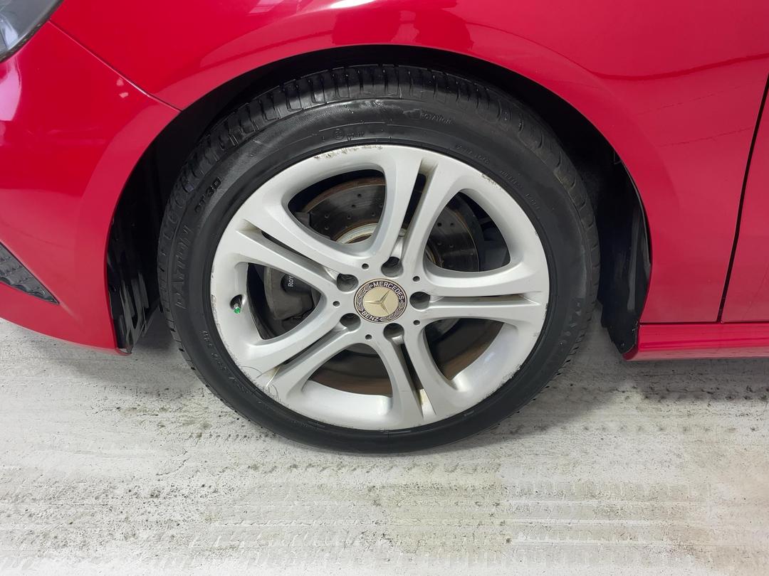 Photo '10' of Mercedes-Benz A-Class