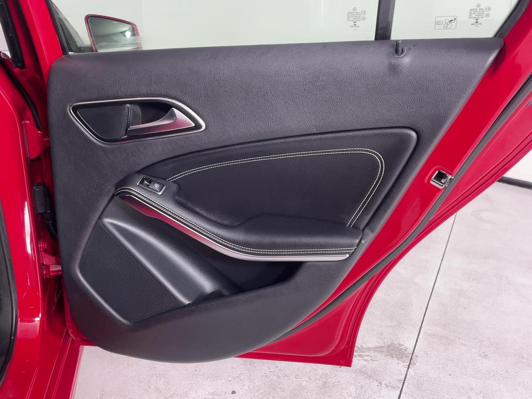 Photo '19' of Mercedes-Benz A-Class