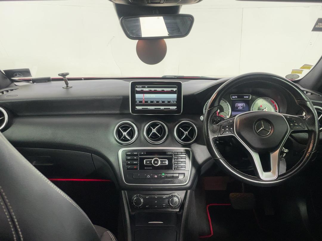 Photo '17' of Mercedes-Benz A-Class