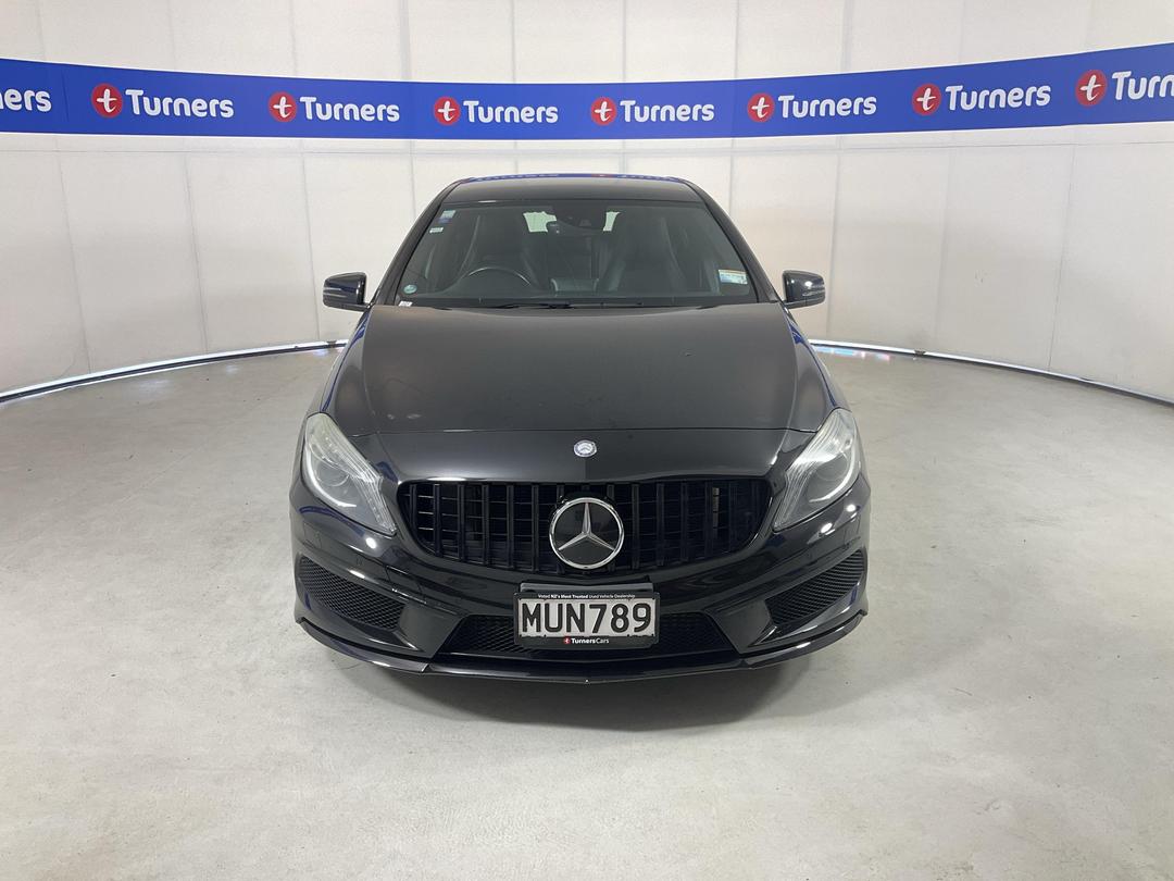 Photo '2' of Mercedes-Benz A180