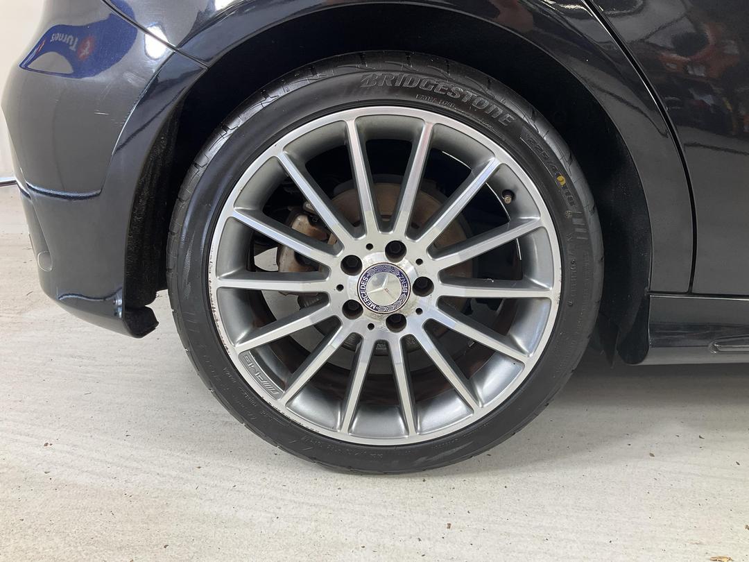 Photo '12' of Mercedes-Benz A180