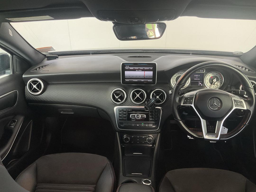 Photo '17' of Mercedes-Benz A180