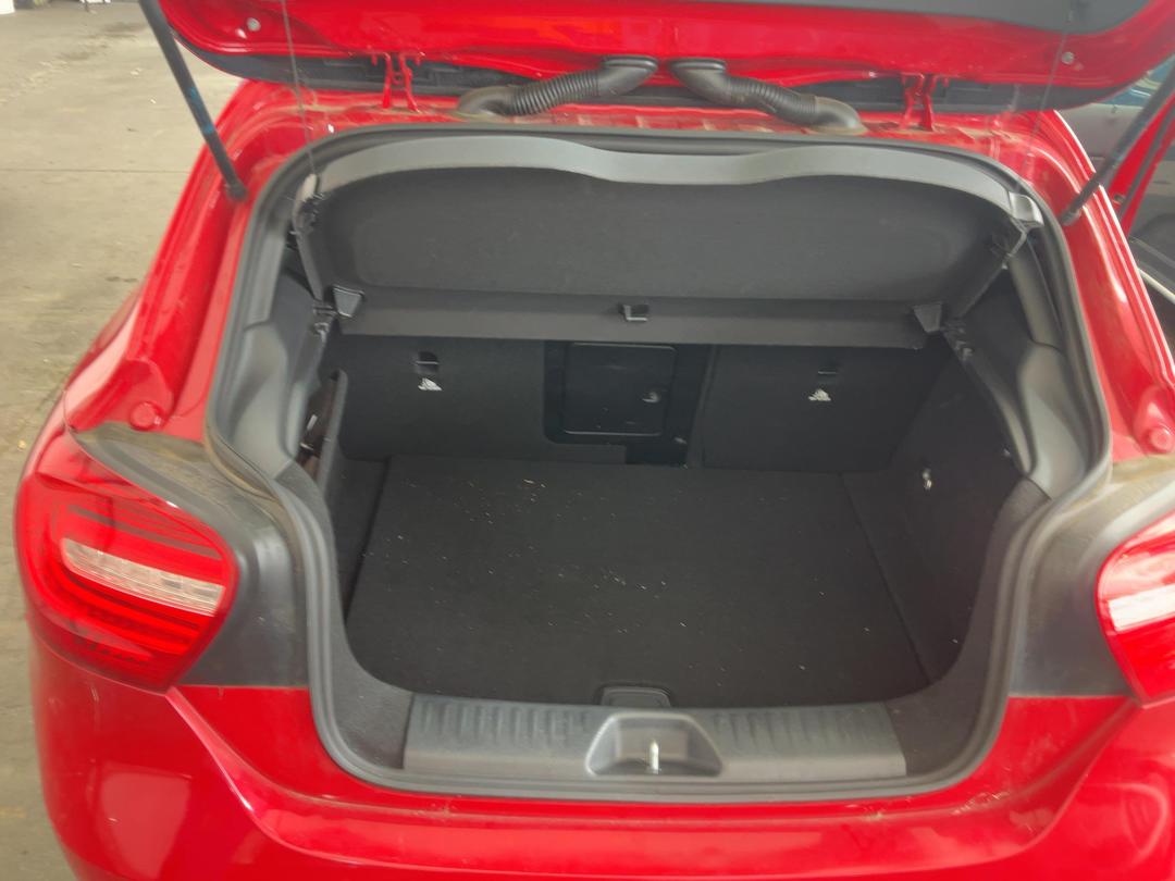 Photo '23' of Mercedes-Benz A180