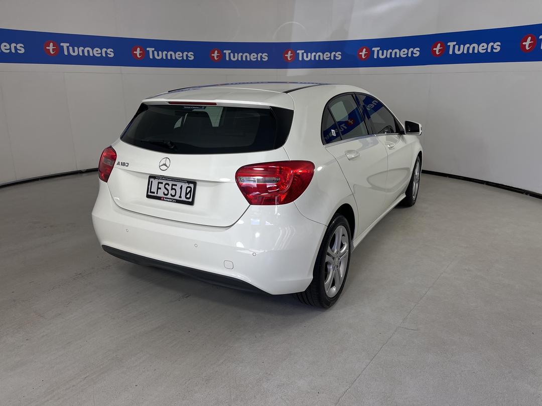 Photo '7' of Mercedes-Benz A180