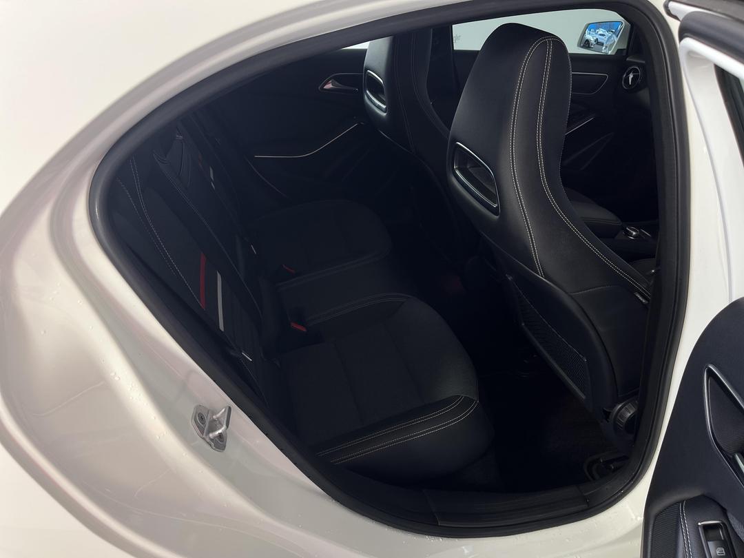 Photo '20' of Mercedes-Benz A180