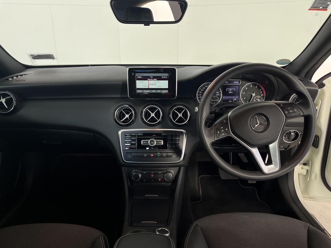 Photo '17' of Mercedes-Benz A180