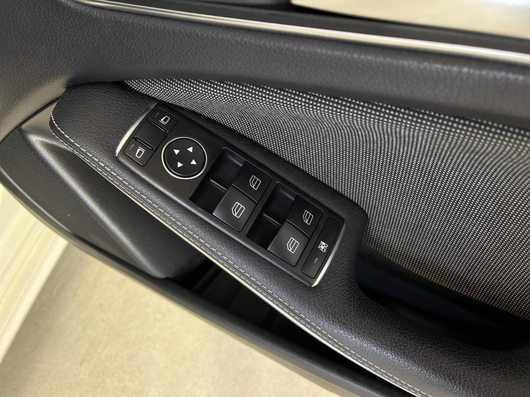 Photo '23' of Mercedes-Benz A180