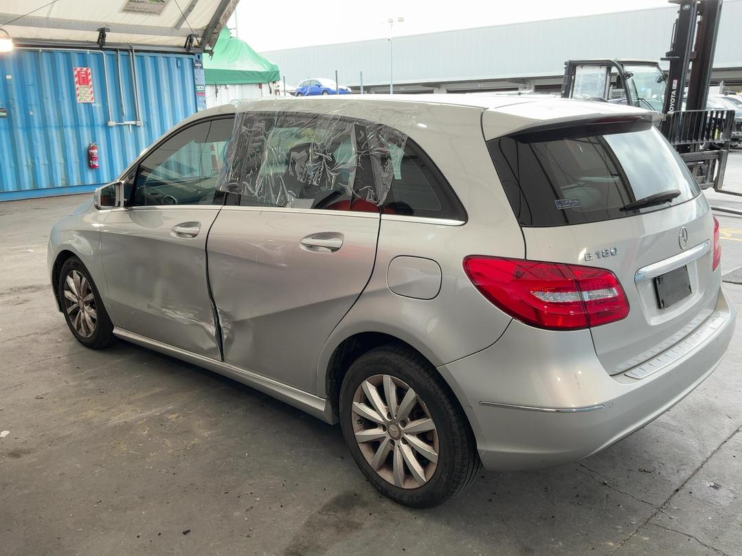 Photo '11' of Mercedes-Benz B-Class B180