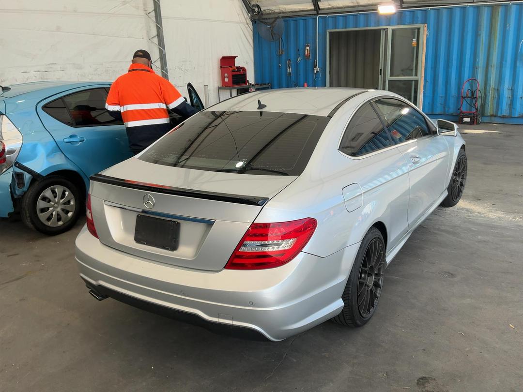 Photo '12' of Mercedes-Benz C-Class C180 Coupe Photo '12' of Mercedes-Benz C-Class C180 Coupe