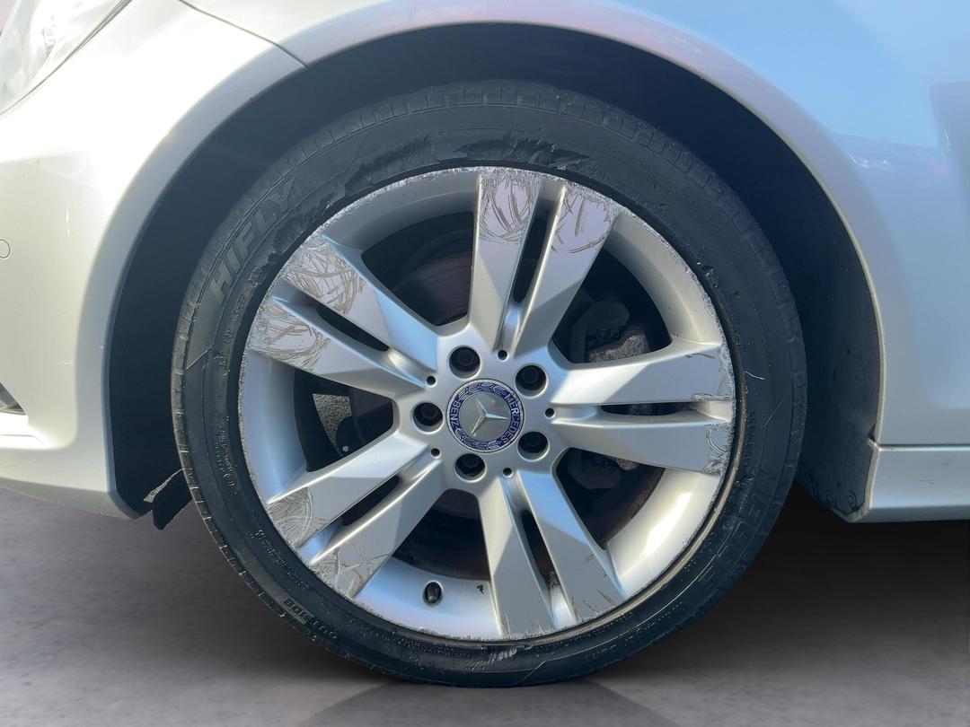Photo '10' of Mercedes-Benz C200