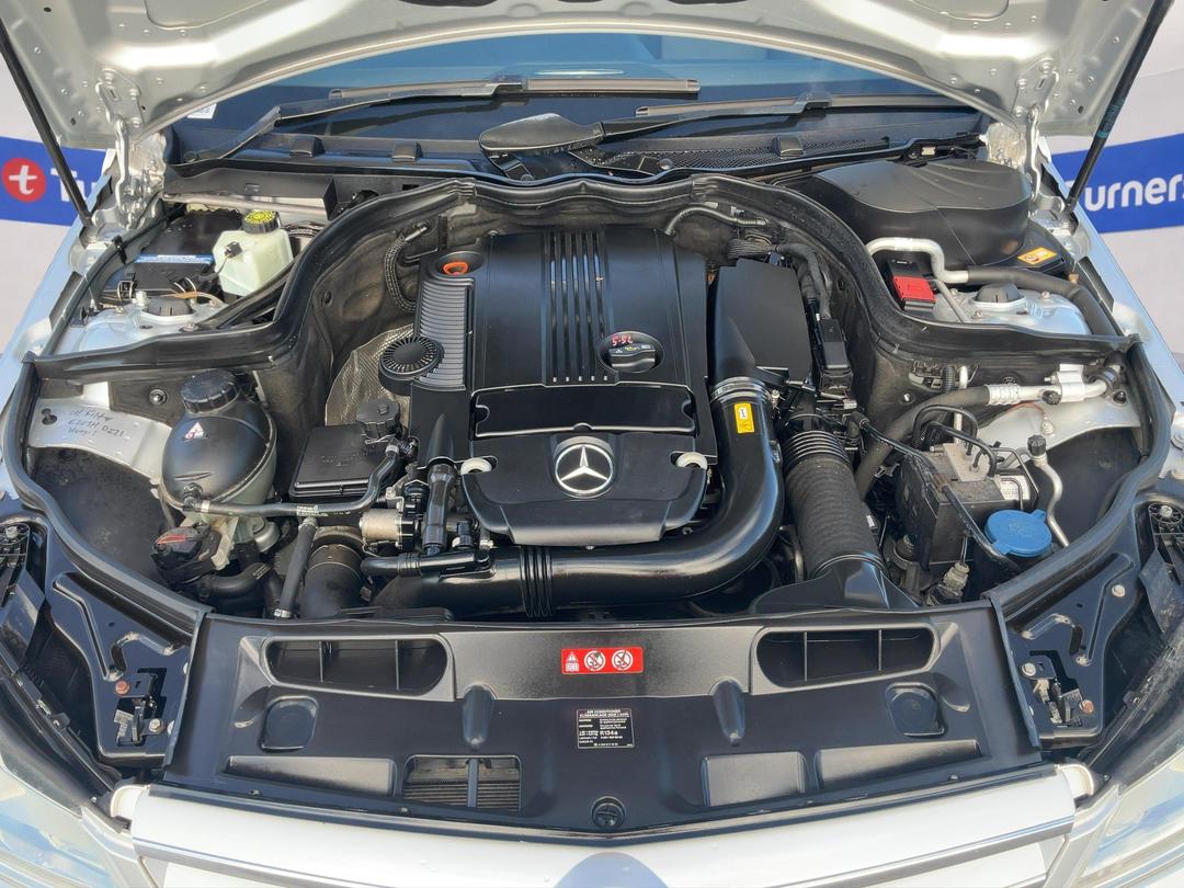 Photo '13' of Mercedes-Benz C200