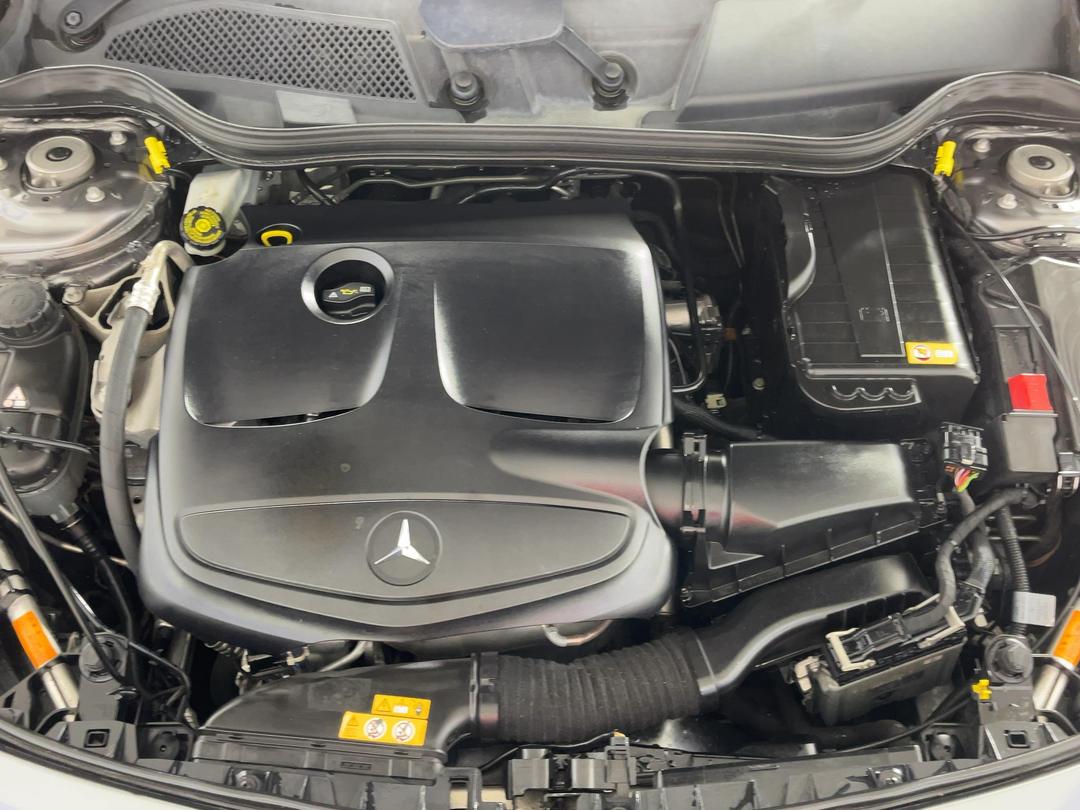 Photo '13' of Mercedes-Benz CLA