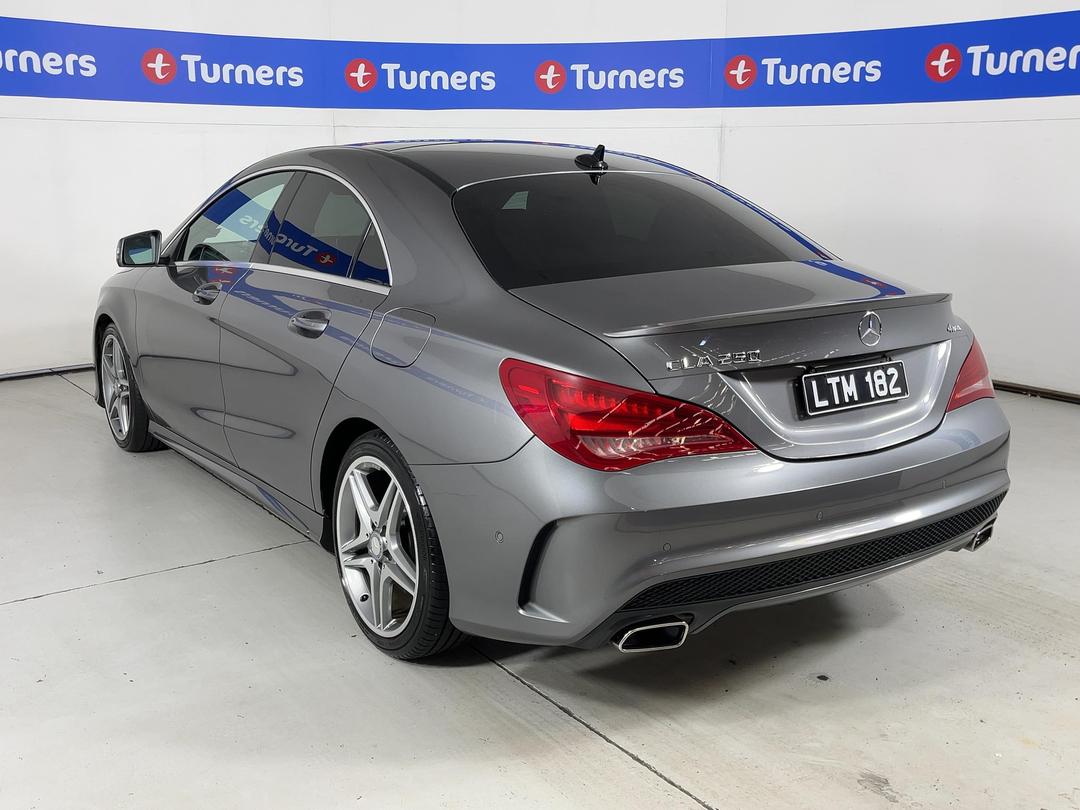 Photo '5' of Mercedes-Benz CLA