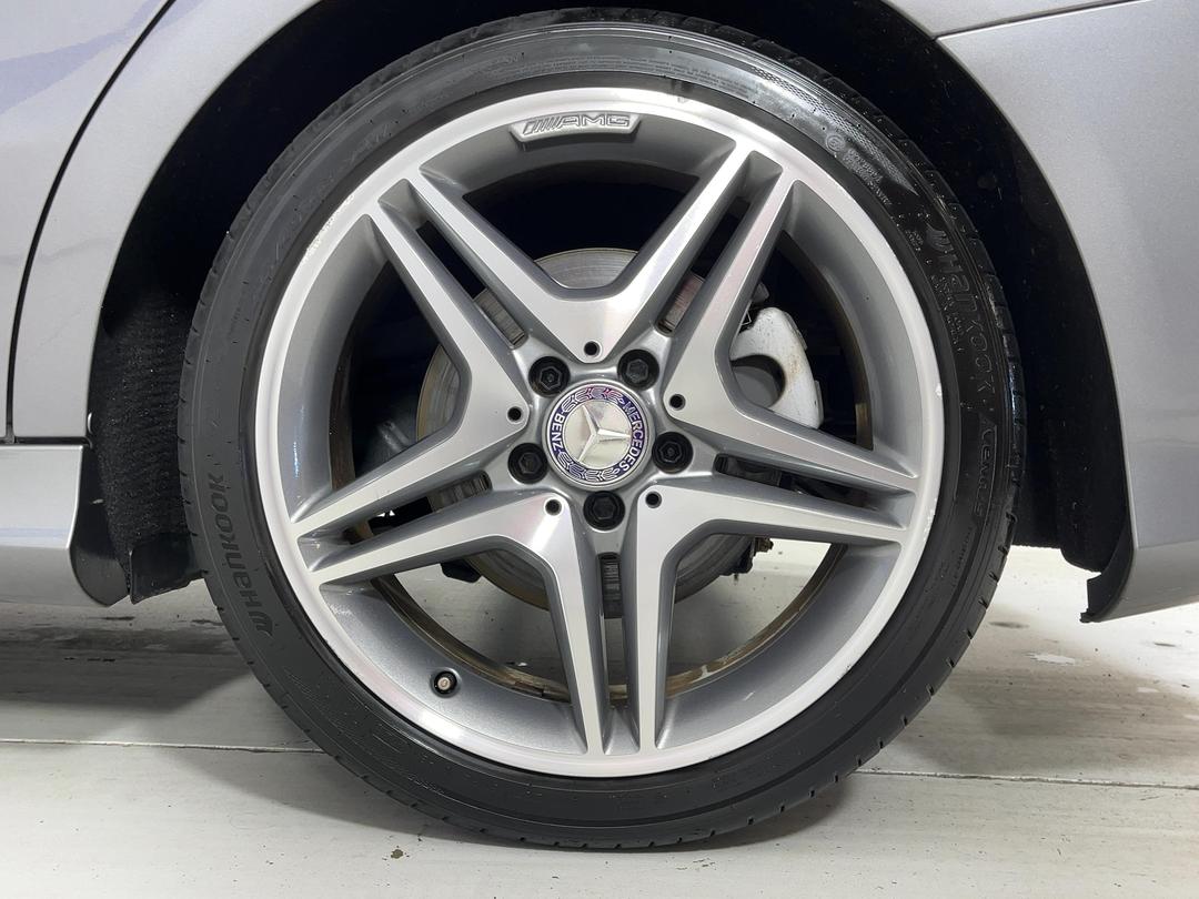 Photo '11' of Mercedes-Benz CLA