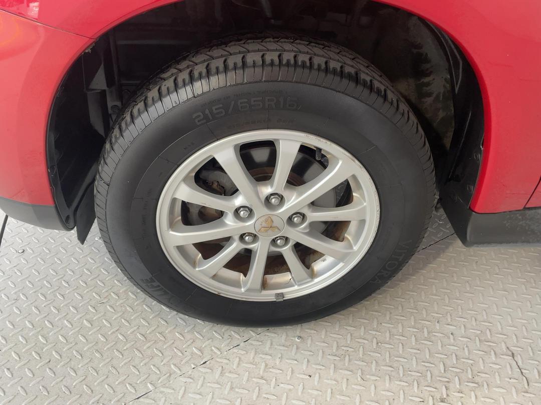 Photo '10' of Mitsubishi ASX