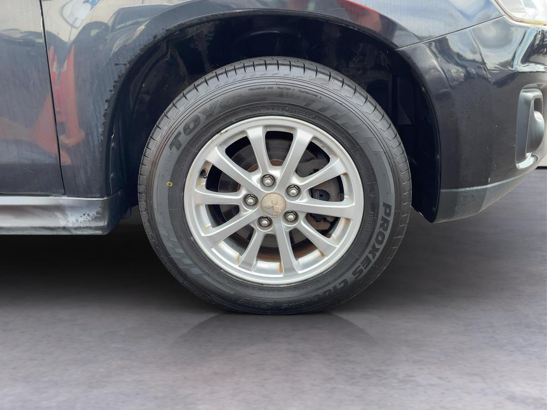 Photo '10' of Mitsubishi ASX