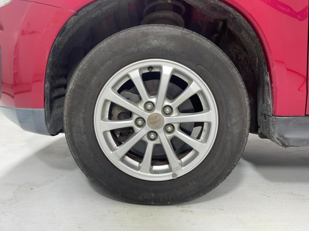 Photo '10' of Mitsubishi ASX